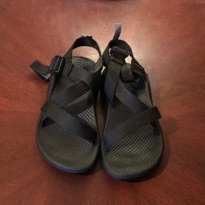 Chaco Kids Size 2 Sandals Excellent Condition.